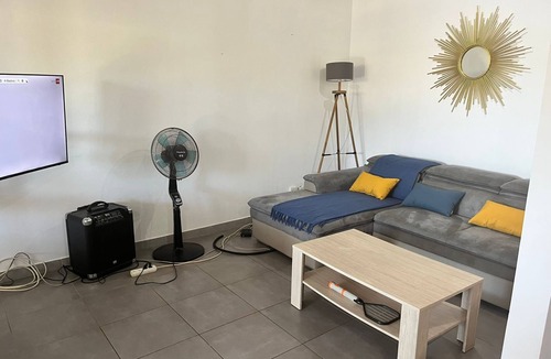Cayenne House | Maison des Coulicous - 1 à 2 Chambres Tout Confort