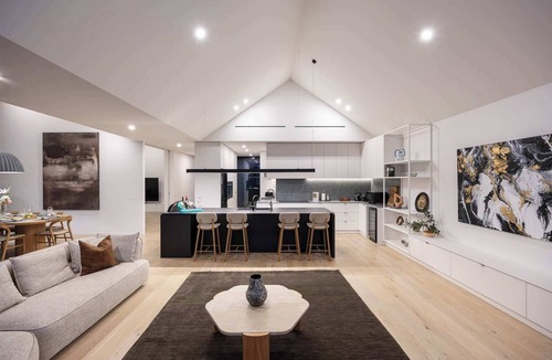Sorrento House | Maison Noir | Luxury in Sorrento