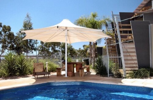 Davenport Apartment | Majestic Oasis Apartments