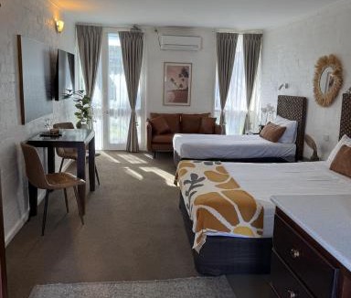 Mallacoota Hotel | Mallacoota Hotel Motel