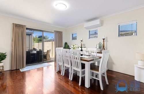 Mandurah House | Mandurah Luxury on Sutton 1BR