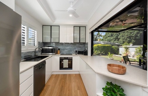 Mundingburra Apartment | Mango Tropical Stay Townsville