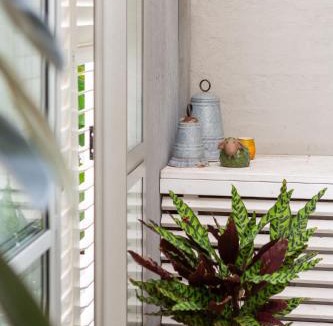 Surry Hills Apartment | Manhattan Tri-Level Warehouse Style Apartment