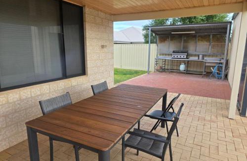 Jurien Bay House | Maniki Gardens, 9 Maniki Gardens