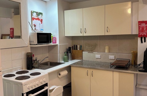 Manly Apartment | Manly Beach Studio + Parking Option