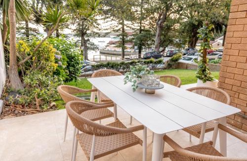 Manly Apartment | Manly Beachfront Stays - 3 Bedroom Beachfront with Garden - Walking Distance To Everything