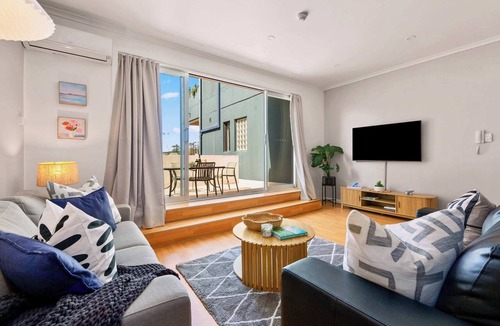 Manly Apartment | Manly Central Loft, a Chic Studio Apartment