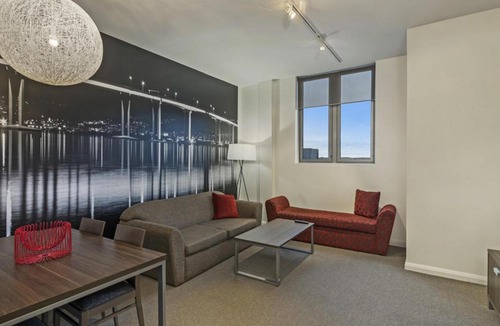 Hobart Central Business District Apartment | Mantra One Sandy Bay Road