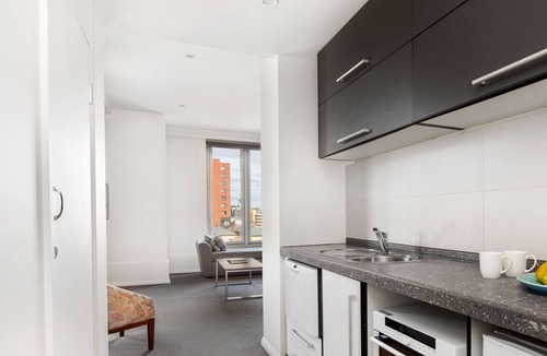 Hobart Central Business District Apartment | Mantra One Sandy Bay Road