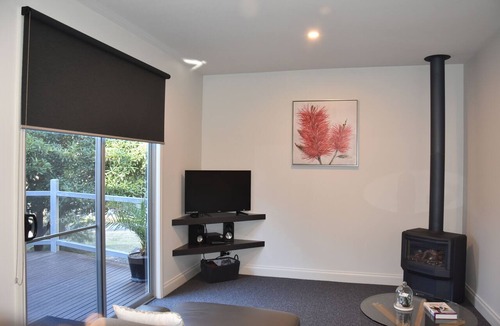 Halls Gap Villa | Manuka Retreat, Free unlimited WIFI.