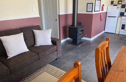 Porongurup Cottage | Manyat Peak cottages, Kestrel adults only spa retreat