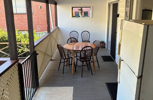 Jamieson Cottage | Maple Cottage for families