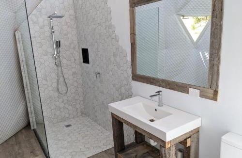 Kilmore East Other | Maple Park