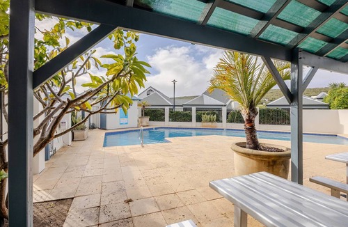 Gnarabup Villa | Margaret River Beach House ~ Ombak Villa