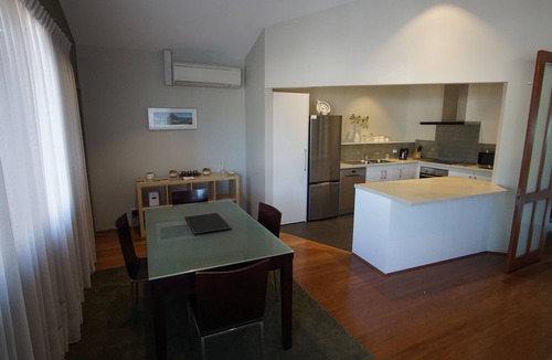 Margaret River Apartment | Margaret River Main Street Apartment.nRight in the heart of Margaret River.