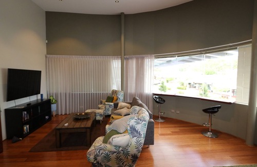Margaret River Apartment | Margaret River Main Street Apartment.nRight in the heart of Margaret River.