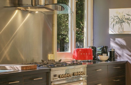 Beechworth House | Marianna's Lakeside Cottage