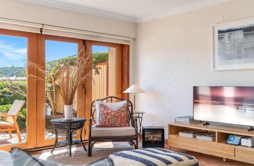 Killcare House | 'Marina Bay View' By HolidayCo