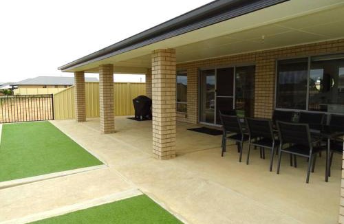 Wallaroo House | Marina Belle
