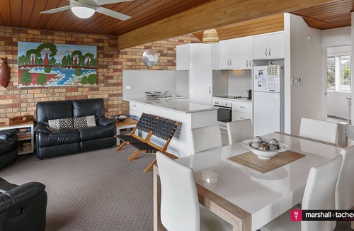 Bermagui Apartment | Marina Townhouse 1 - Unit 1 Wapengo St 6