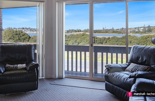 Bermagui Apartment | Marina Townhouse 1 - Unit 1 Wapengo St 6