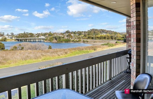 Bermagui House | Marina Townhouse 1 - Unit 1 Wapengo St 6