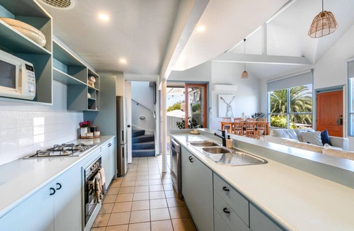 Ocean Grove House | Marlin House - Pet friendly - Sleeps 8