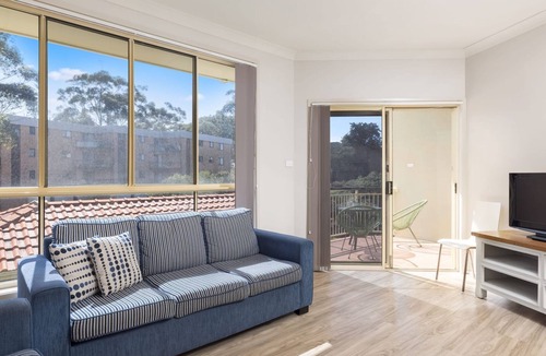 Nelson Bay Apartment | Martys Little Beach No 14