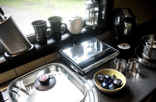 Halls Gap Cabin | Marvelous Halls Gap Cabin Ideal for Romantic Getaways in Victoria