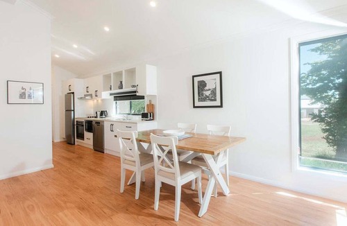 Armidale Resort | Mary Cabin | Saumarez Homestead