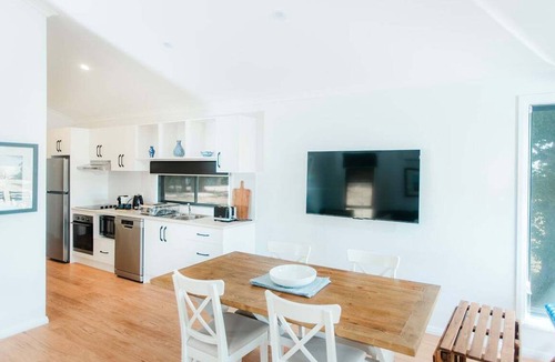 Armidale Resort | Mary Cabin | Saumarez Homestead