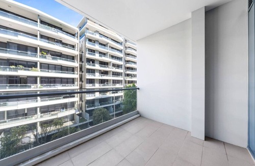 Mascot Apartment | Mascot 1 bedrooms Close to station easy 2 anywhere
