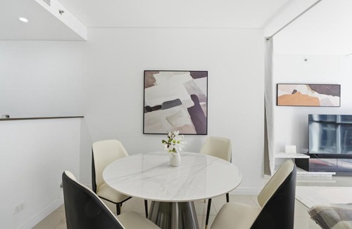 Mascot Apartment | Mascot 1BR Easy Access to CBD & Airport