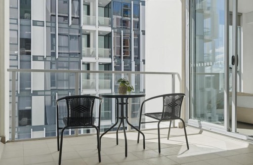 Mascot Apartment | Mascot 1BR Easy Access to CBD & Airport