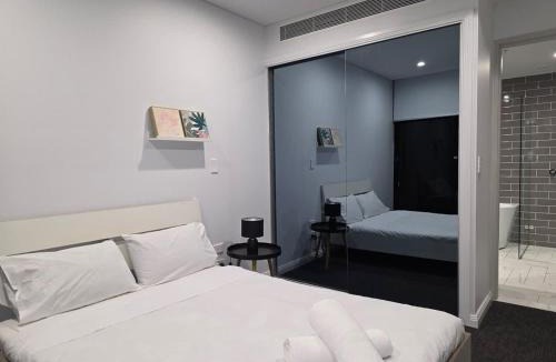 Mascot Apartment | Mascot 2 beds 13 Close to station easy to anywhere