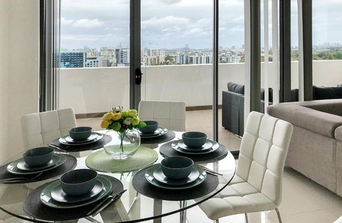 Mascot Apartment | Mascot - Sydney City Views