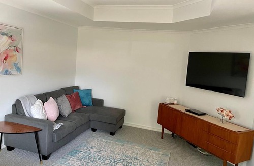 McCracken House | McCracken Homestay