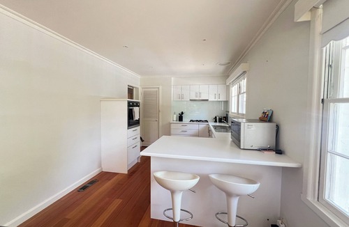 McCrae House | McCrae Beachfront Vacation Home- 4 bedrooms