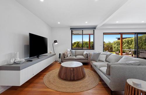 McCrae House | McCrae Holidays by Ready Set Stay