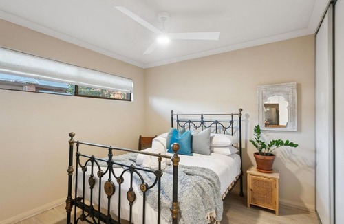 Bassendean Apartment | Mediterranean Retreat Pet-Friendly near Swan Valley