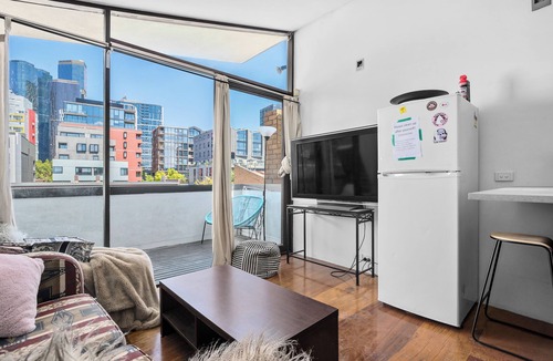 Melbourne Central Business District Apartment | Melb suite zen garden A0 F1