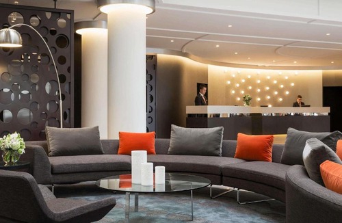 Melbourne Hotel | Mercure Melbourne Albert Park
