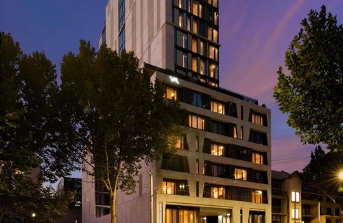 Melbourne Central Business District Hotel | Mercure Melbourne La Trobe Street