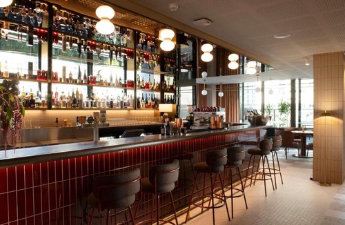 Melbourne Central Business District Hotel | Mercure Melbourne La Trobe Street