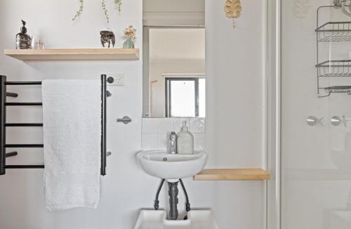 Bridport House | Mermaid Bay Retreat