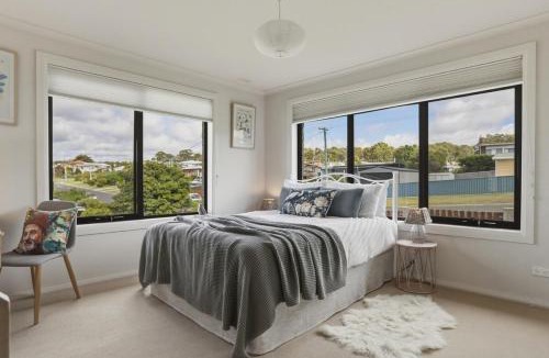 Bridport House | Mermaid Bay Retreat
