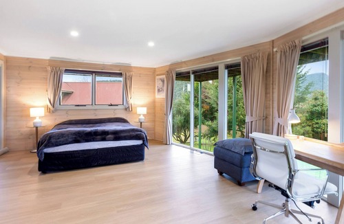 Merrijig House | Mi Casita - Quiet & Peaceful with Mt Buller views