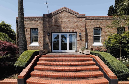 Katoomba House | "Mia Mia" - 4BR Federation Home with Fireplaces
