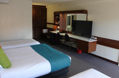Ballarat Hotel | Mid City Ballarat