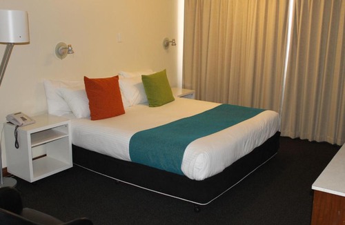Ballarat Hotel | Mid City Ballarat